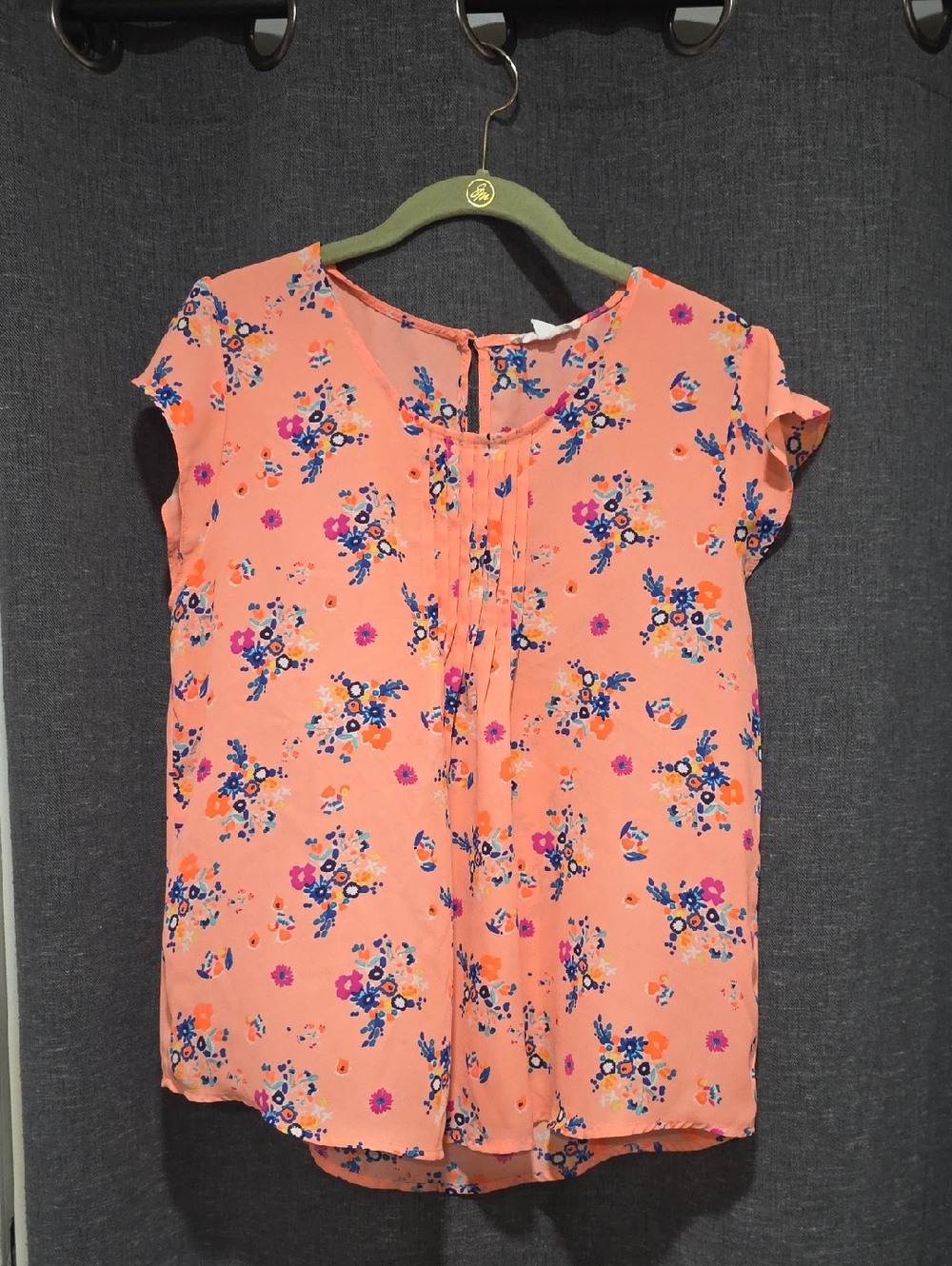 mine Coral Floral Pleated Front Blouse